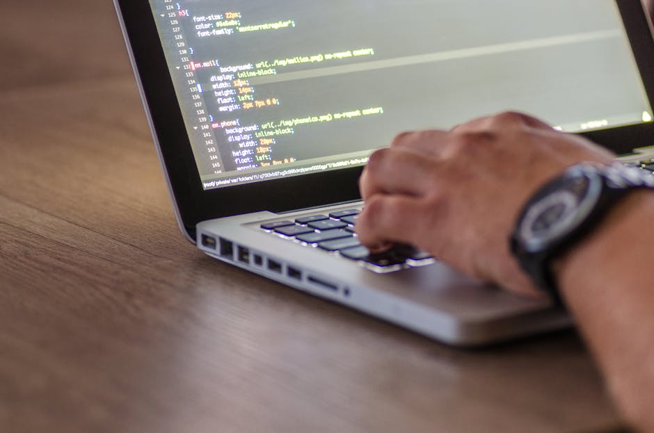 Umsatzsteuer-Voranmeldung Grundlagen am Laptop